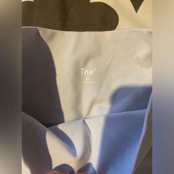 TNA BUTTER SHORTS - Picture 3 of 3